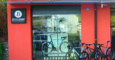 Verken de Jura en Delémont met Clicktodo.com. Huur een VTT of fiets en geniet van de natuur | Upptäck Jura och Delémont med C