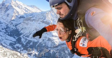 Tandem skydive Eiger panorama with Clicktodo in the Alps | アルプスでクリックトゥードのアイガータンデムジャンプ