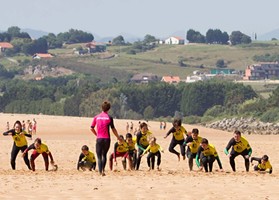 Spain – Valdearenas first surf lesson 2h00