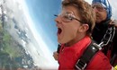 Adrenalin pur im freien Fall über Lauterbrunnen, unvergesslich | 在劳特布龙嫩上空自由落体，肾上腺素飙升、难忘体验